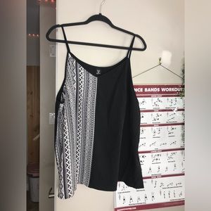Asymmetrical pattern tank top